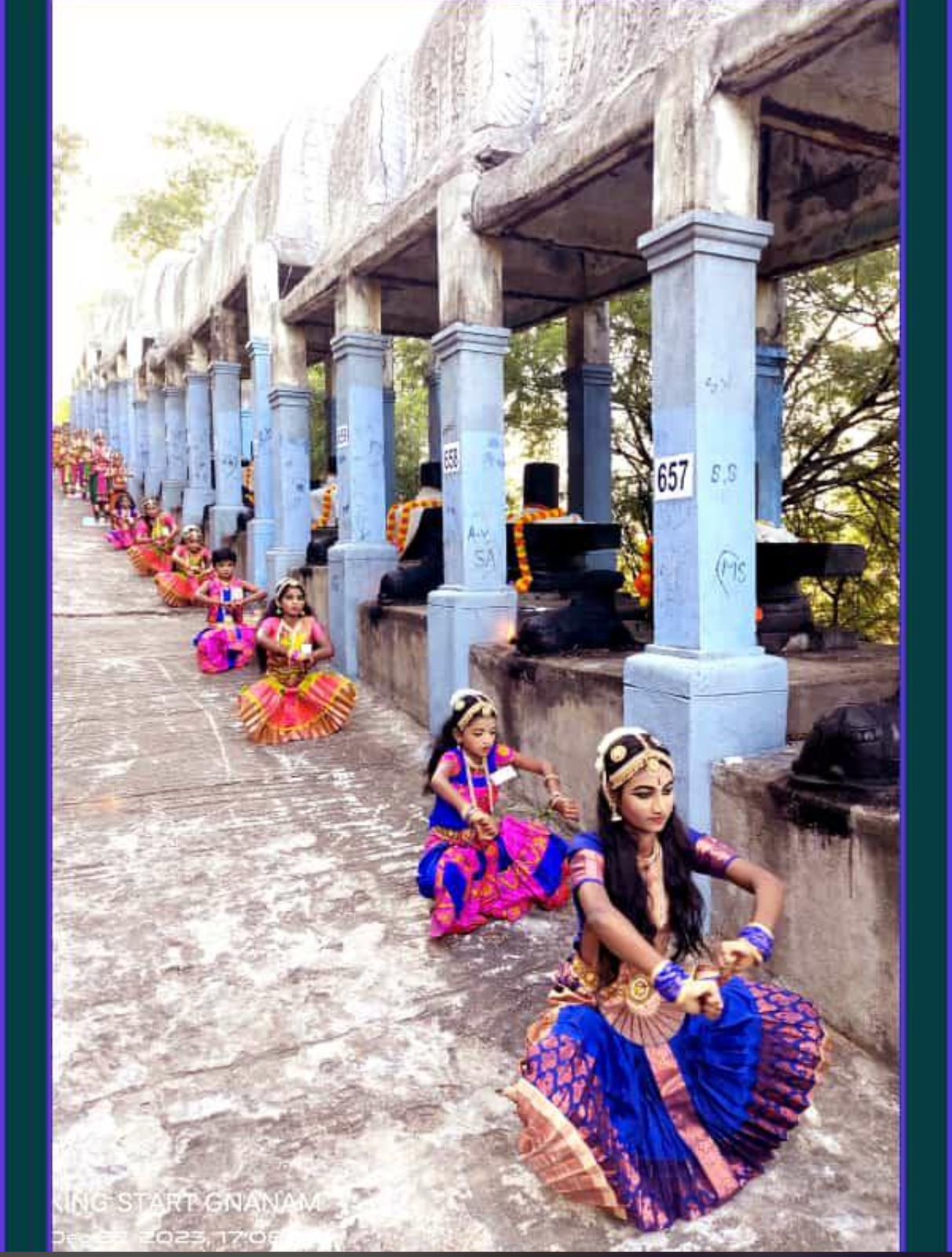 DANCE PERFORMANCE BY 1008 DANCERS ON THE HILL PATHWAY IN 7 MINUTES.